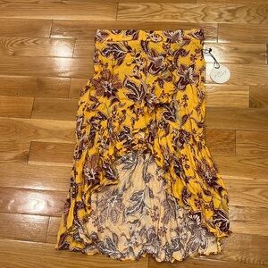 Milk & Honey High-Lo‎ Skirt